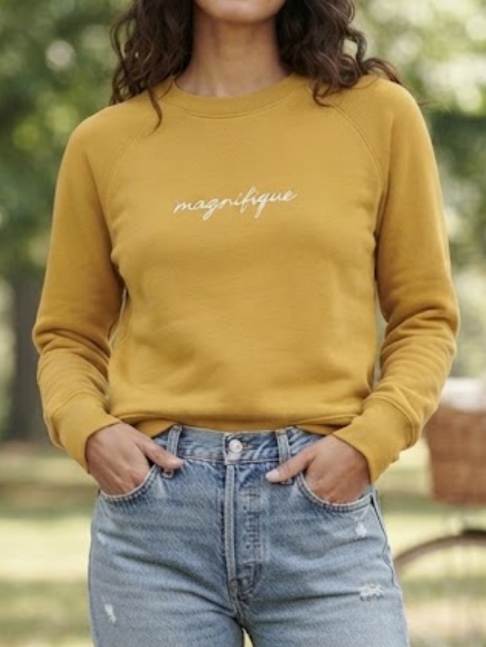 THE PICNIC DAY Magnifique Sweatshirt Crewneck Pullover Yellow Small